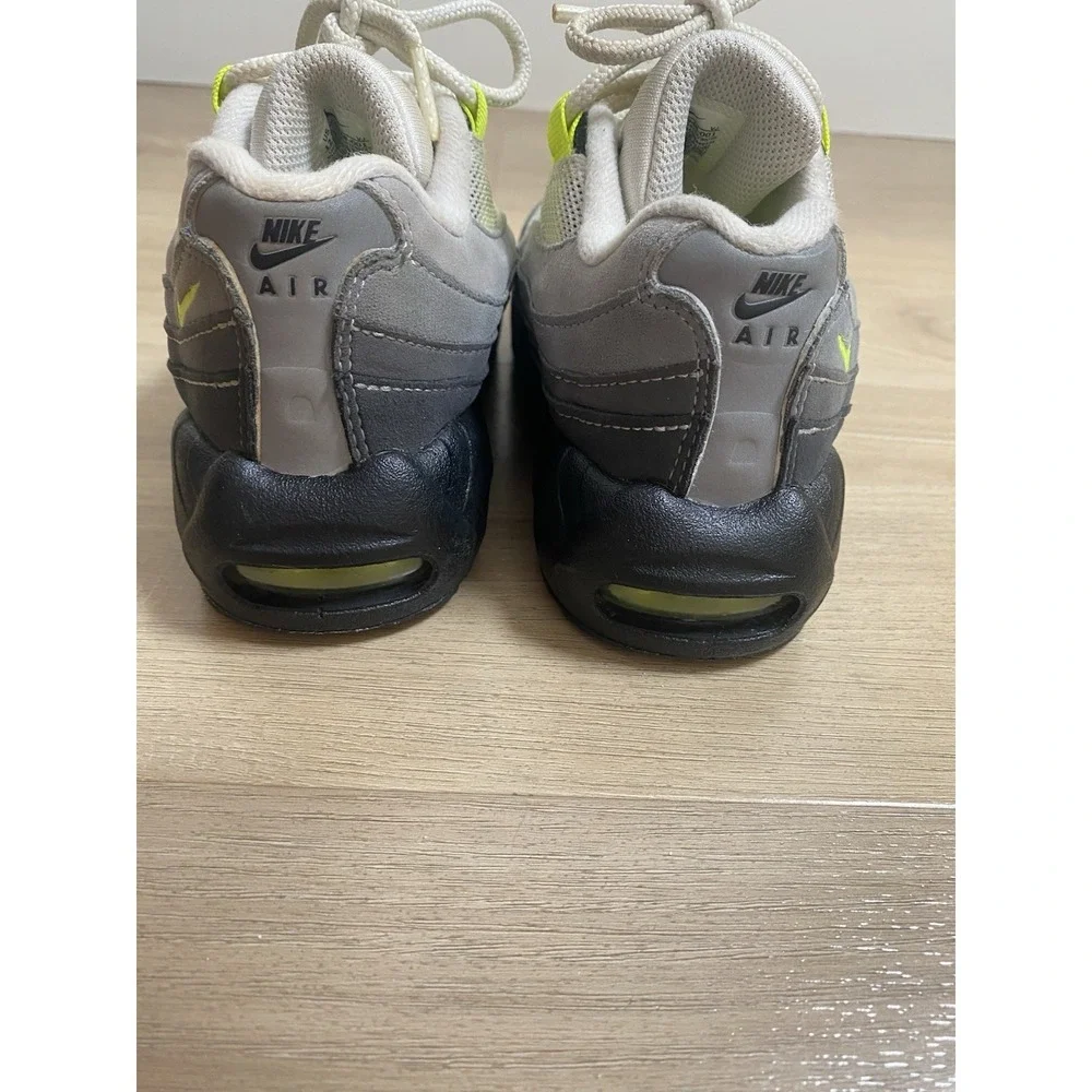 Nike Air Max 95 OG 2020 Black/Neon Yellow-LT Graphite CZ0948-001 Kids 12.5C‎